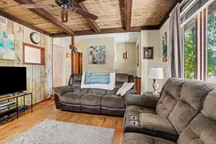 601 W North St, Paw Paw, MI 49079 - Photo 7