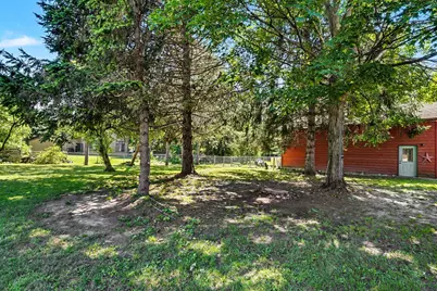 601 W North Street, Paw Paw, MI 49079 - Photo 35