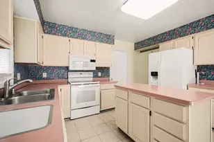 456 Essex Dr, Rochester Hills, MI 48307 - Photo 7