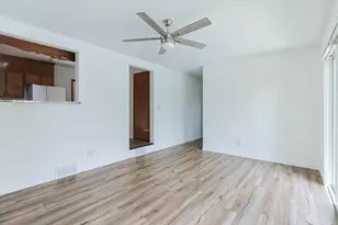 27201 Stuart St, Edwardsburg, MI 49112 - Photo 25