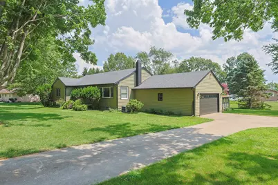 27201 Stuart Street, Edwardsburg, MI 49112 - Photo 3