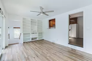 27201 Stuart St, Edwardsburg, MI 49112 - Photo 21