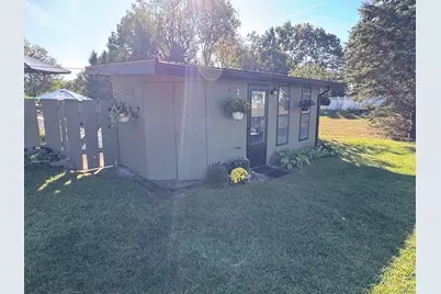 27201 Stuart Street, Edwardsburg, MI 49112 - Photo 47