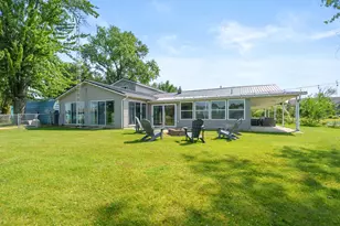 48930 68th St, Hartford, MI 49057 - Photo 3