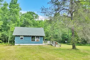 5641 N Oak Ave, White Cloud, MI 49349 - Photo 3