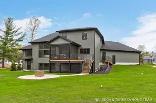 400 Sabine Dr, Muskegon, MI 49442 - Photo 115