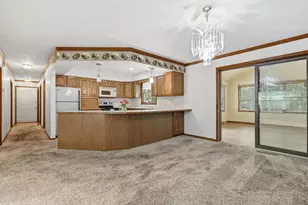 10037 Peppermill Ln, Canadian Lakes, MI 49346 - Photo 11