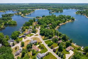 10037 Peppermill Ln, Canadian Lakes, MI 49346 - Photo 45