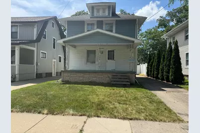 815 N Francis Avenue, Lansing, MI 48912 - Photo 1