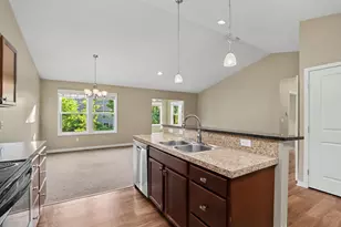 1358 S Village Cir, Kalamazoo, MI 49009 - Photo 3