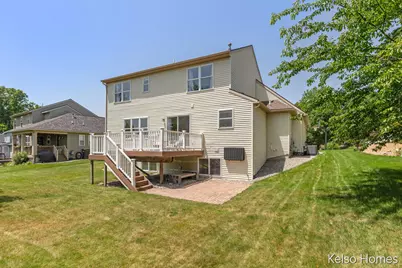 2222 Beatrice Drive NE, Grand Rapids, MI 49505 - Photo 33