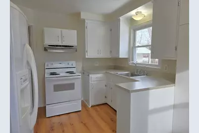 9924 Roseland Street, Livonia, MI 48150 - Photo 5