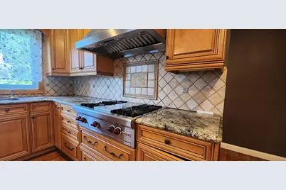26061 Marlowe Place, Oak Park, MI 48237 - Photo 9