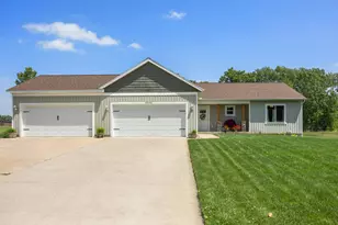 5242 North Point Dr, Pierson, MI 49339 - Photo 1