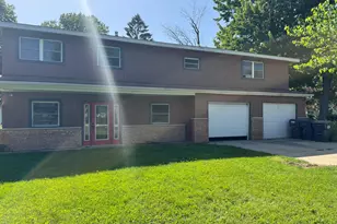 748 Green St, South Haven, MI 49090 - Photo 1