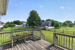 812 Derby Dr, Tecumseh, MI 49286 - Photo 39
