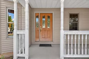 812 Derby Dr, Tecumseh, MI 49286 - Photo 3