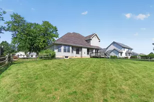 812 Derby Dr, Tecumseh, MI 49286 - Photo 33