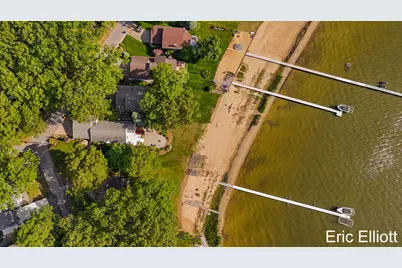 365 Big Bay Drive, Holland, MI 49424 - Photo 45