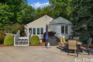 365 Big Bay Dr, Holland, MI 49424 - Photo 33