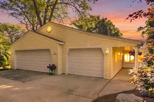 365 Big Bay Dr, Holland, MI 49424 - Photo 3
