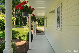 365 Big Bay Dr, Holland, MI 49424 - Photo 31