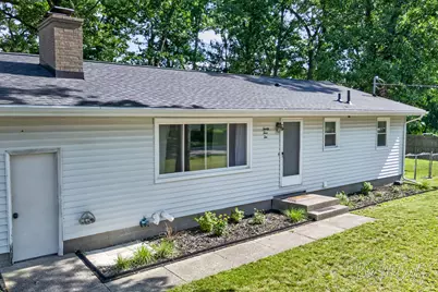 2410 Marcoux Avenue, Muskegon, MI 49442 - Photo 5