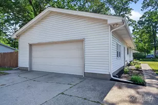 2410 Marcoux Ave, Muskegon, MI 49442 - Photo 55