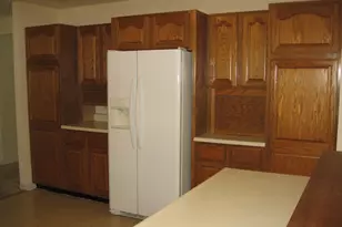 1529 N Betty Ave, Ludington, MI 49431 - Photo 5