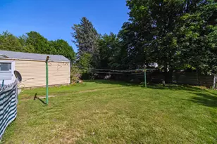 163 Van Buren St, Manistee, MI 49660 - Photo 21