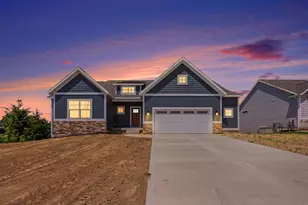 9585 Fields Dr, Zeeland, MI 49464 - Photo 1