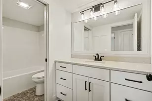 9585 Fields Dr, Zeeland, MI 49464 - Photo 19