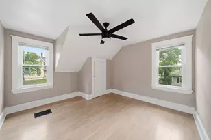 1516 Plymouth St, Jackson, MI 49203 - Photo 15