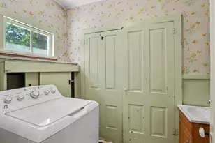 115 Delano St, Allegan, MI 49010 - Photo 21