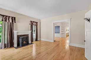 115 Delano St, Allegan, MI 49010 - Photo 5
