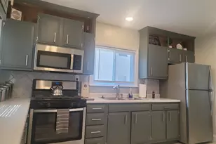 127 N Thompson St, Jackson, MI 49202 - Photo 5
