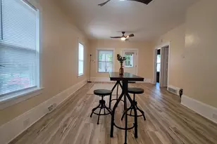 127 N Thompson St, Jackson, MI 49202 - Photo 3