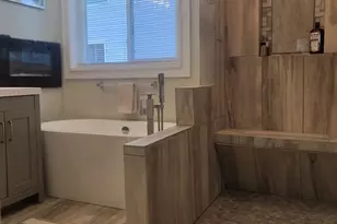 127 N Thompson St, Jackson, MI 49202 - Photo 9