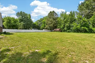 1032 Brookfield Dr, Saint Joseph, MI 49085 - Photo 13