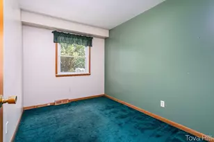 1111 Bretton Dr, Kalamazoo, MI 49006 - Photo 17