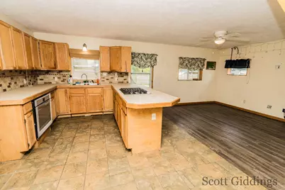 1402 E Deaner Road NE, Edmore, MI 48829 - Photo 19