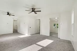 310 Locust St, Marshall, MI 49068 - Photo 5