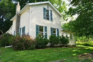 310 Locust St, Marshall, MI 49068 - Photo 1