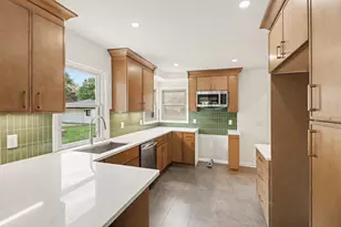 29687 Westfield St, Livonia, MI 48150 - Photo 9