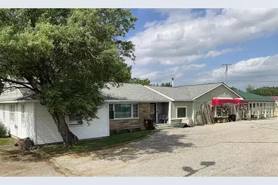 70 W Howard City-Edmore, Edmore, MI 48829 - Photo 5