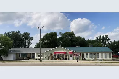 70 W Howard City-Edmore, Edmore, MI 48829 - Photo 3