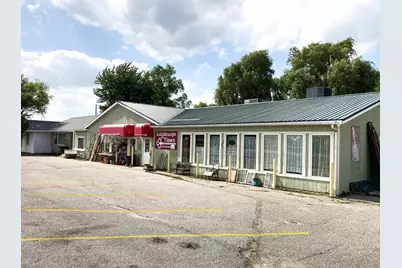 70 W Howard City-Edmore, Edmore, MI 48829 - Photo 3