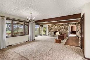 56585 Fairway Dr, Paw Paw, MI 49079 - Photo 9