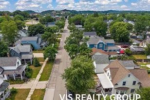 627 Fulton Ave, Grand Haven, MI 49417 - Photo 83