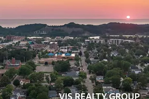 627 Fulton Ave, Grand Haven, MI 49417 - Photo 87